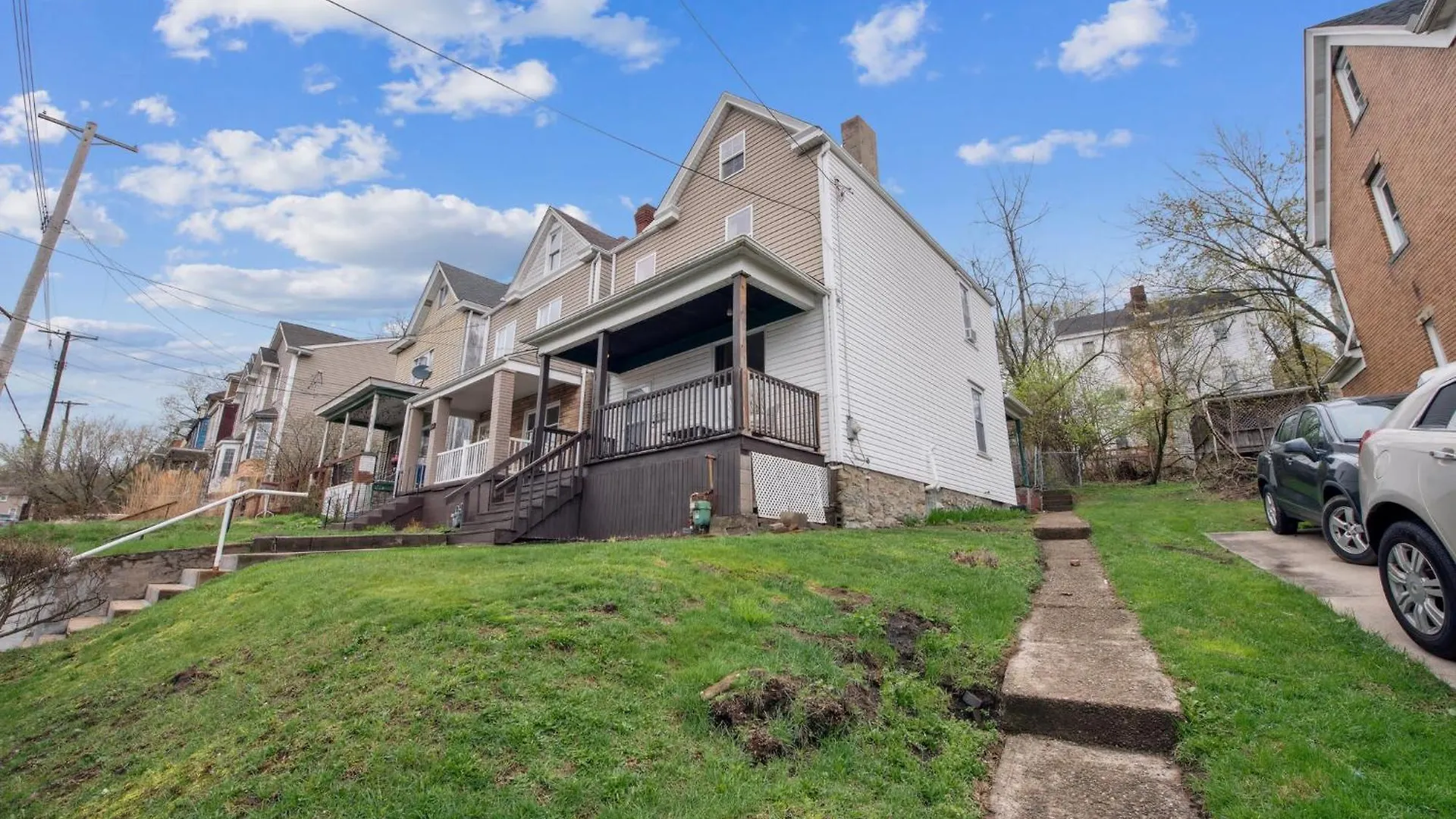 Modern Family Friendly Home 3 Bedroom Great Location Pittsburgh 0*,
