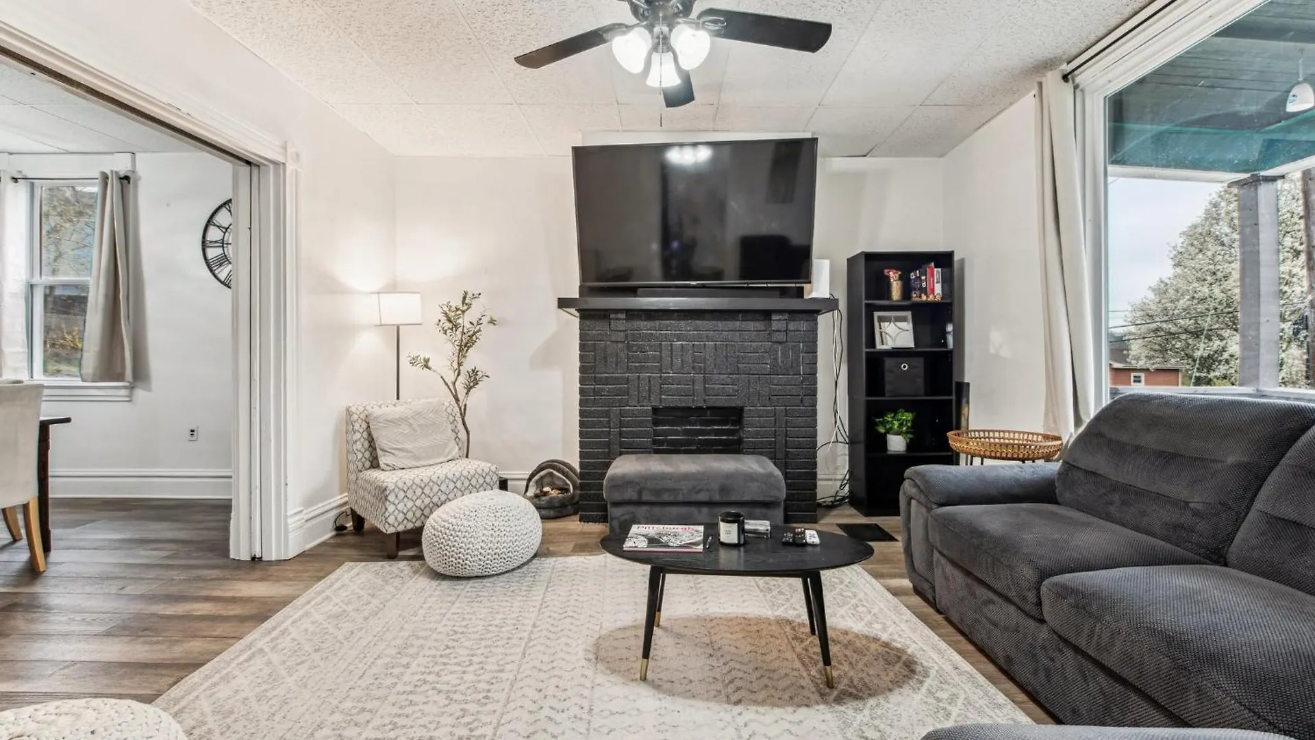 Modern Family Friendly Home 3 Bedroom Great Location Pittsburgh